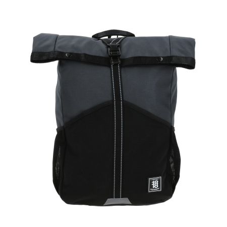 Mochila escolar juvenil 1818 by Chenson negra con amplio compartimento